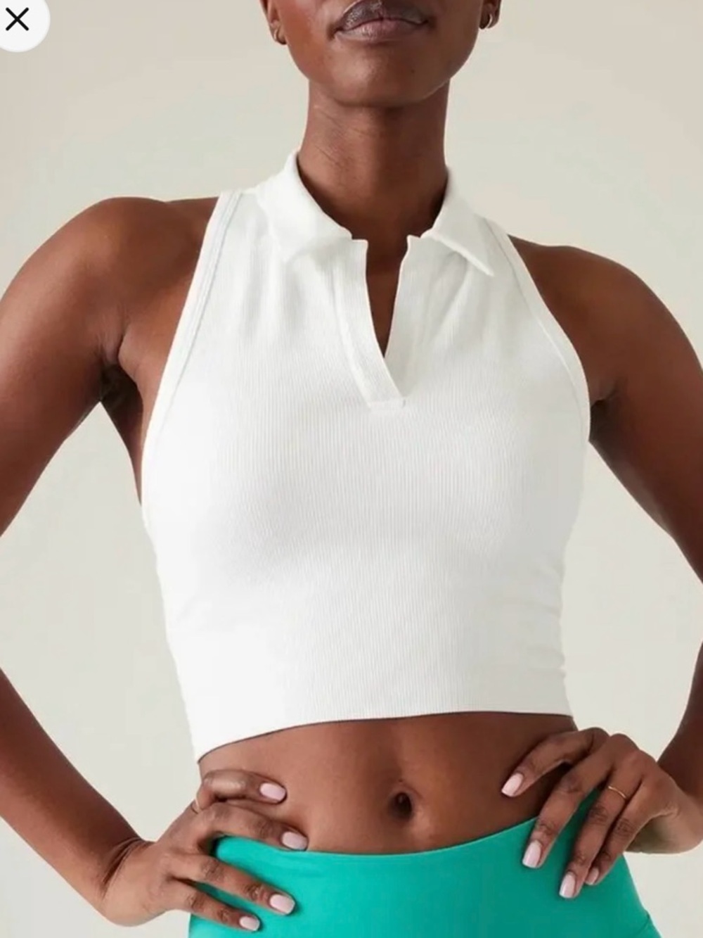 BNWT Athleta aurora crop top in size small